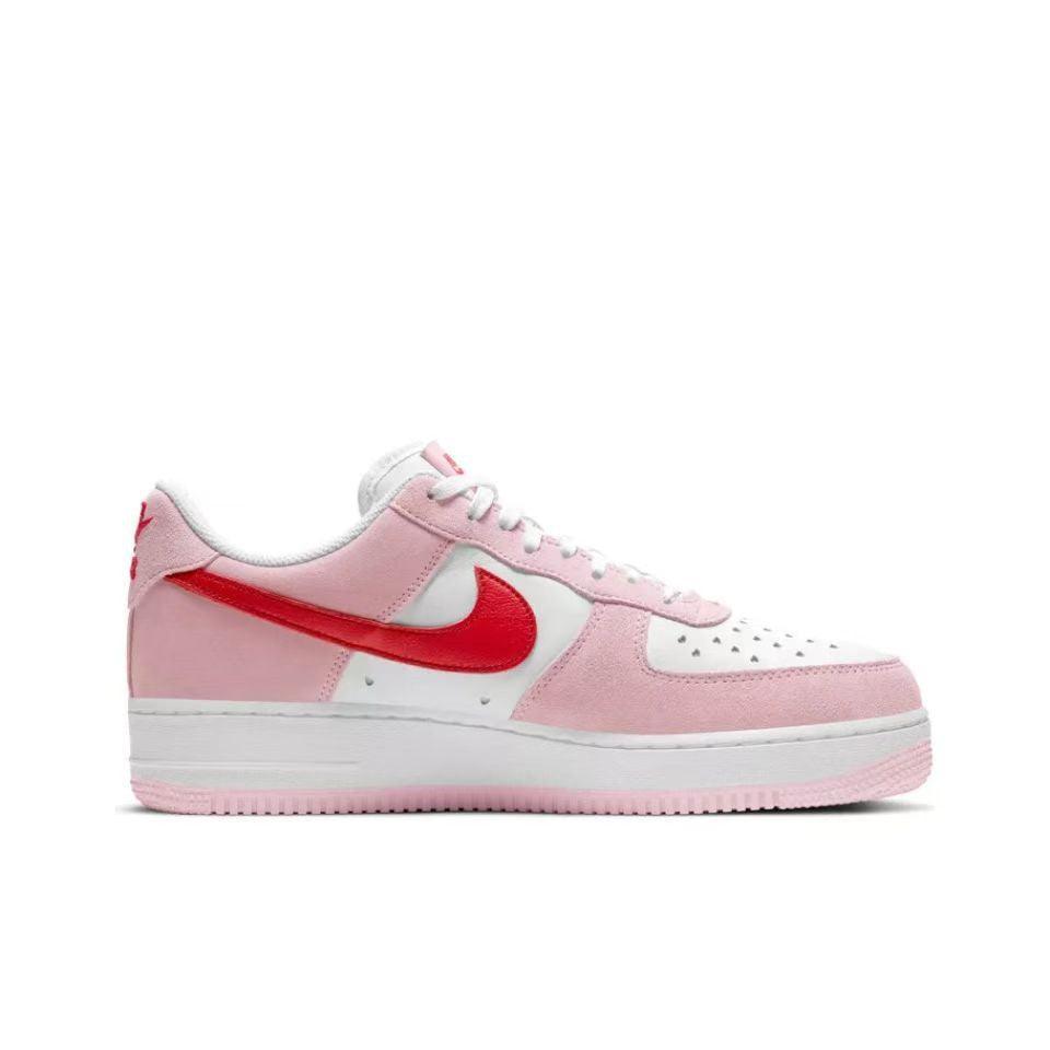 Nike Air Force 1 'Valentine Day' - Banlieue91