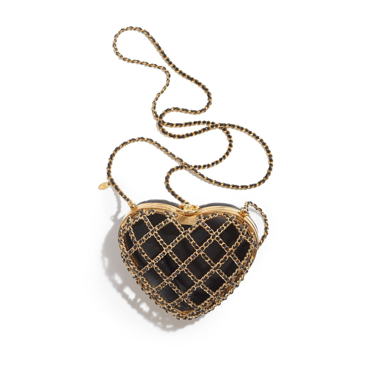 Chanel 2023 CC Heart Minaudiere Bag | Banlieue91