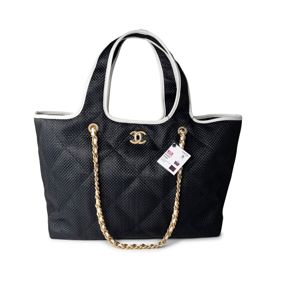 CHANEL 23M Coco Maxi Beach Shopping Tote Black Quilted | Banlieue91