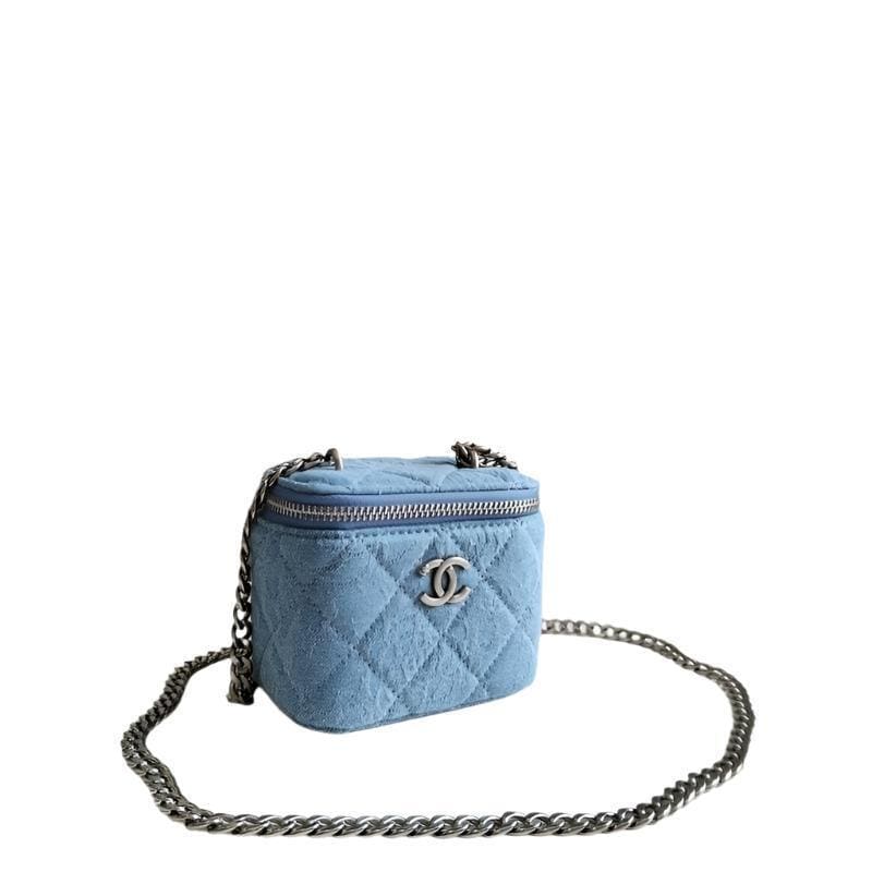 Chanel coco love long vanity case denim Camelia blue SHW | Banlieue91