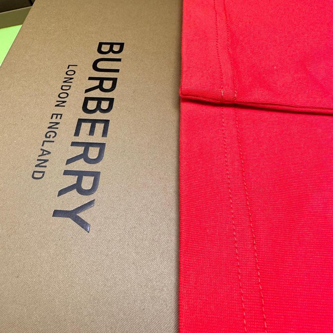 Burberry Red T-Shirt Without Collar - Banlieue91