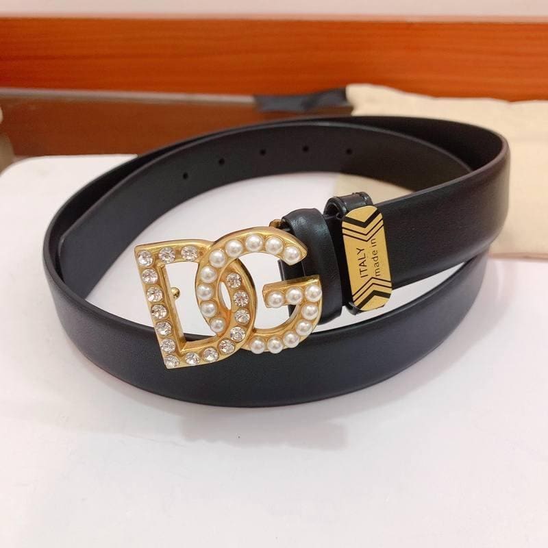 Dolce Gabbana Calfskin belt with bejeweled DG logo 'Black' | Banlieue91