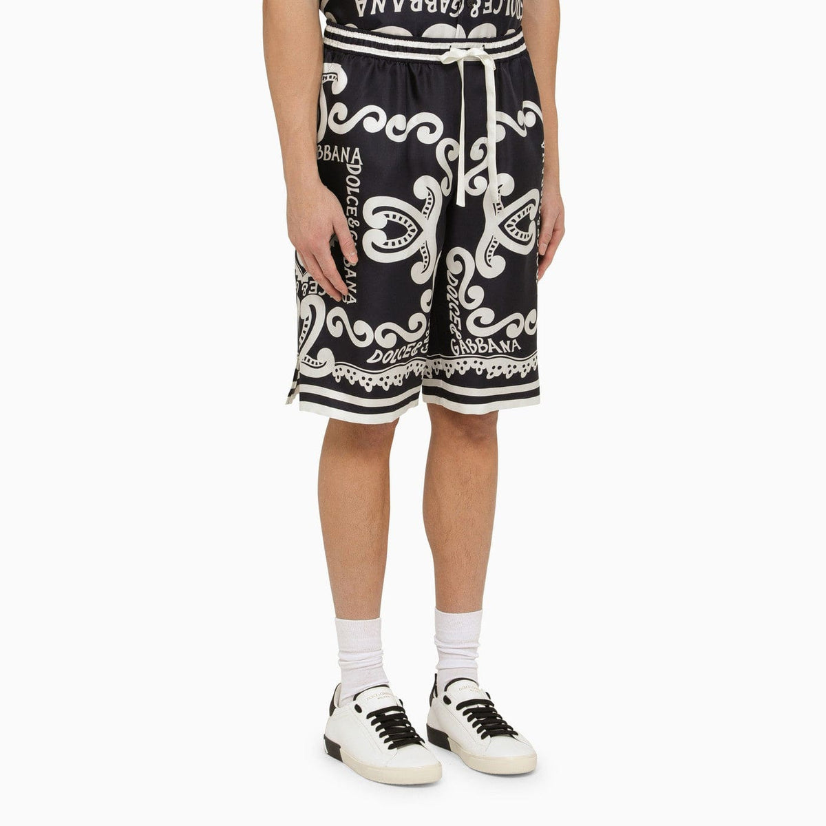 Dolce&Gabbana Silk Bermuda With Navy Print | Banlieue91