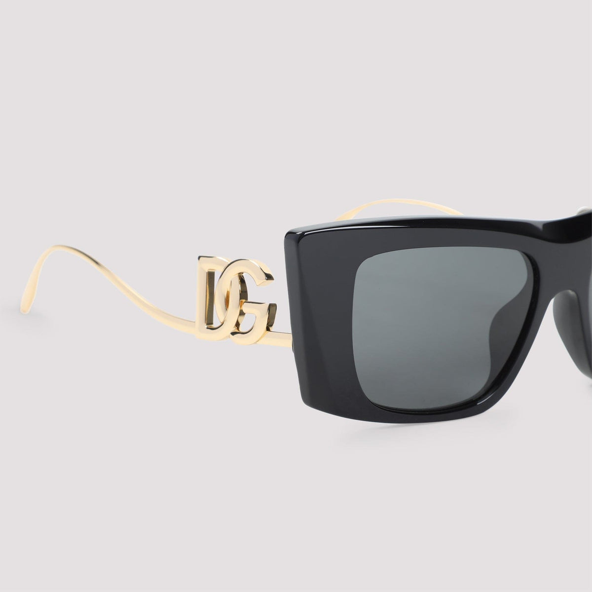 DOLCE & GABBANA Stylish Women's Sunglasses - Luxury Acetate and Metal Frame | Banlieue91