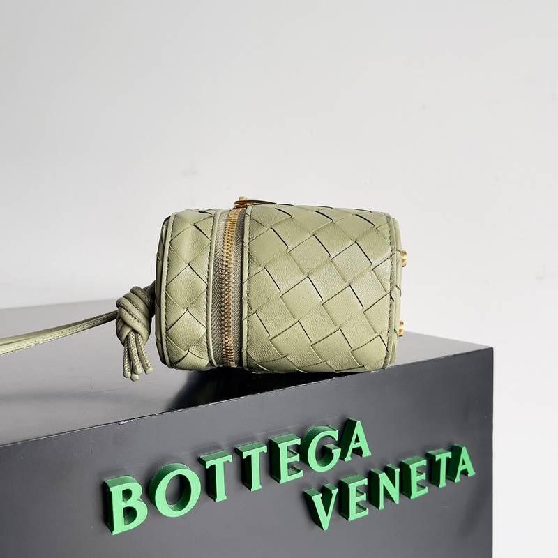 Bottega Veneta Small Vanity Case On Strap - Banlieue91