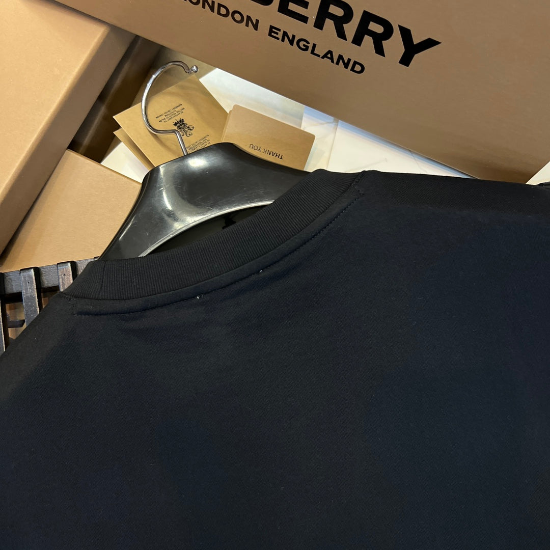 Burberry T-Shirt Without Collar 'Black' - Banlieue91