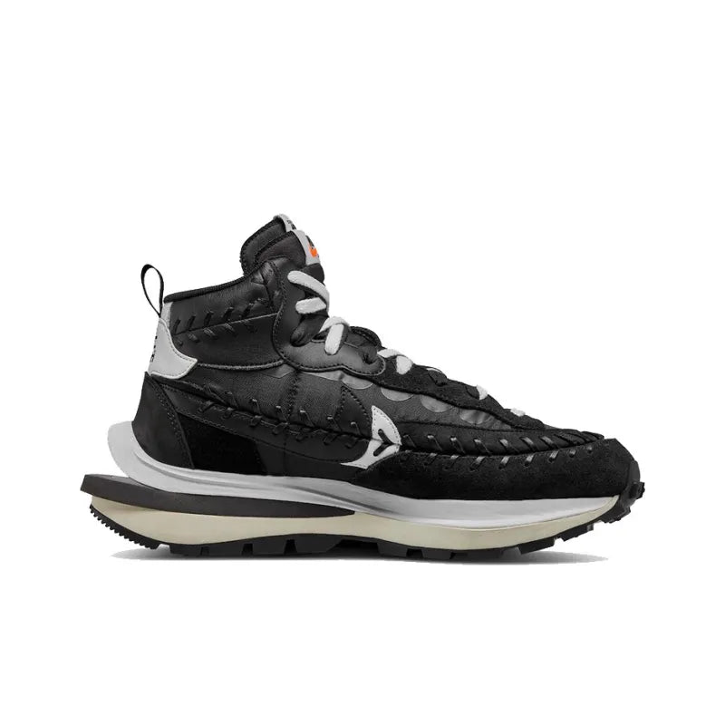 Nike Vaporwaffle Sacai Jean Paul Gaultier Black White - Banlieue91 -