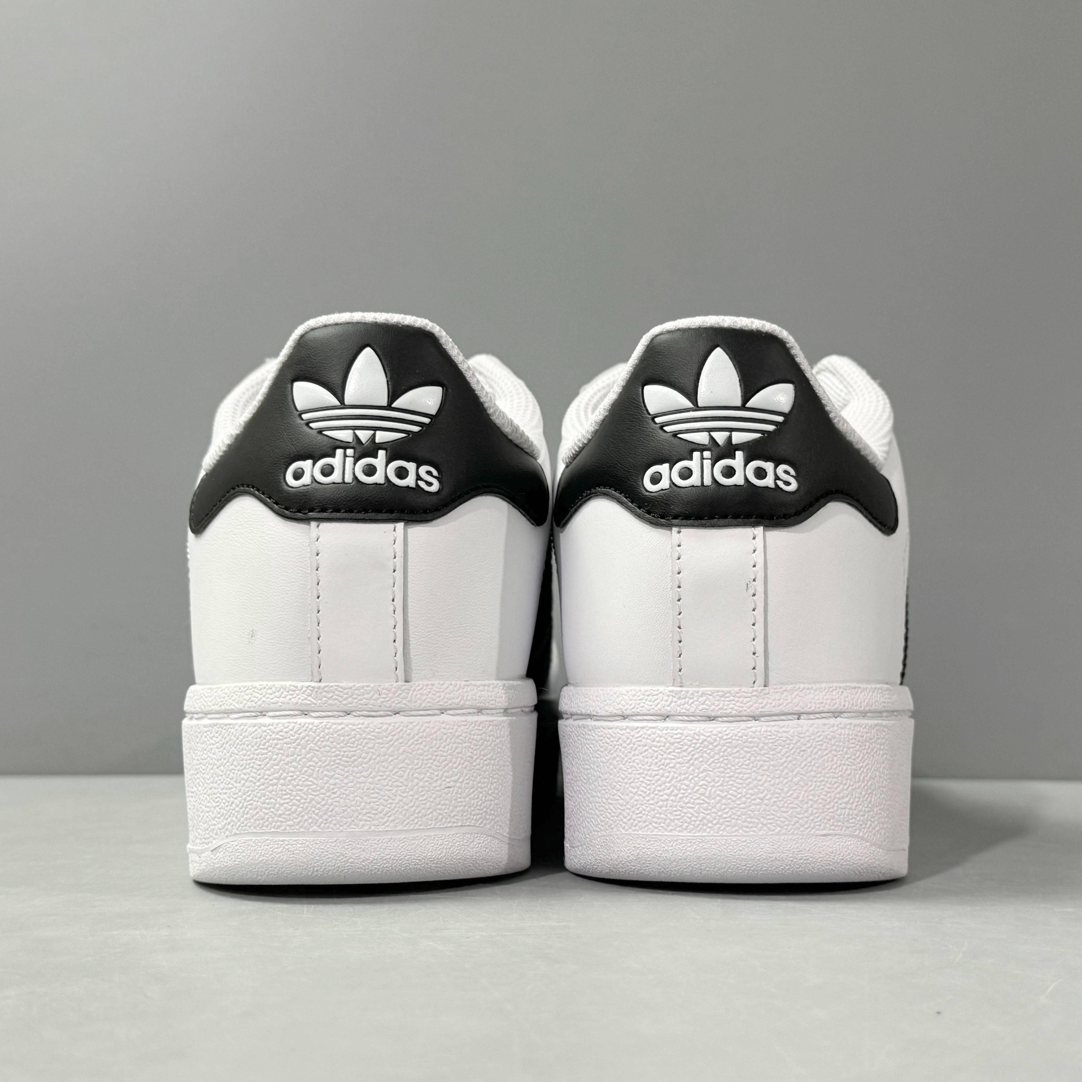 Adidas Superstar XLG 'White Black' - Banlieue91