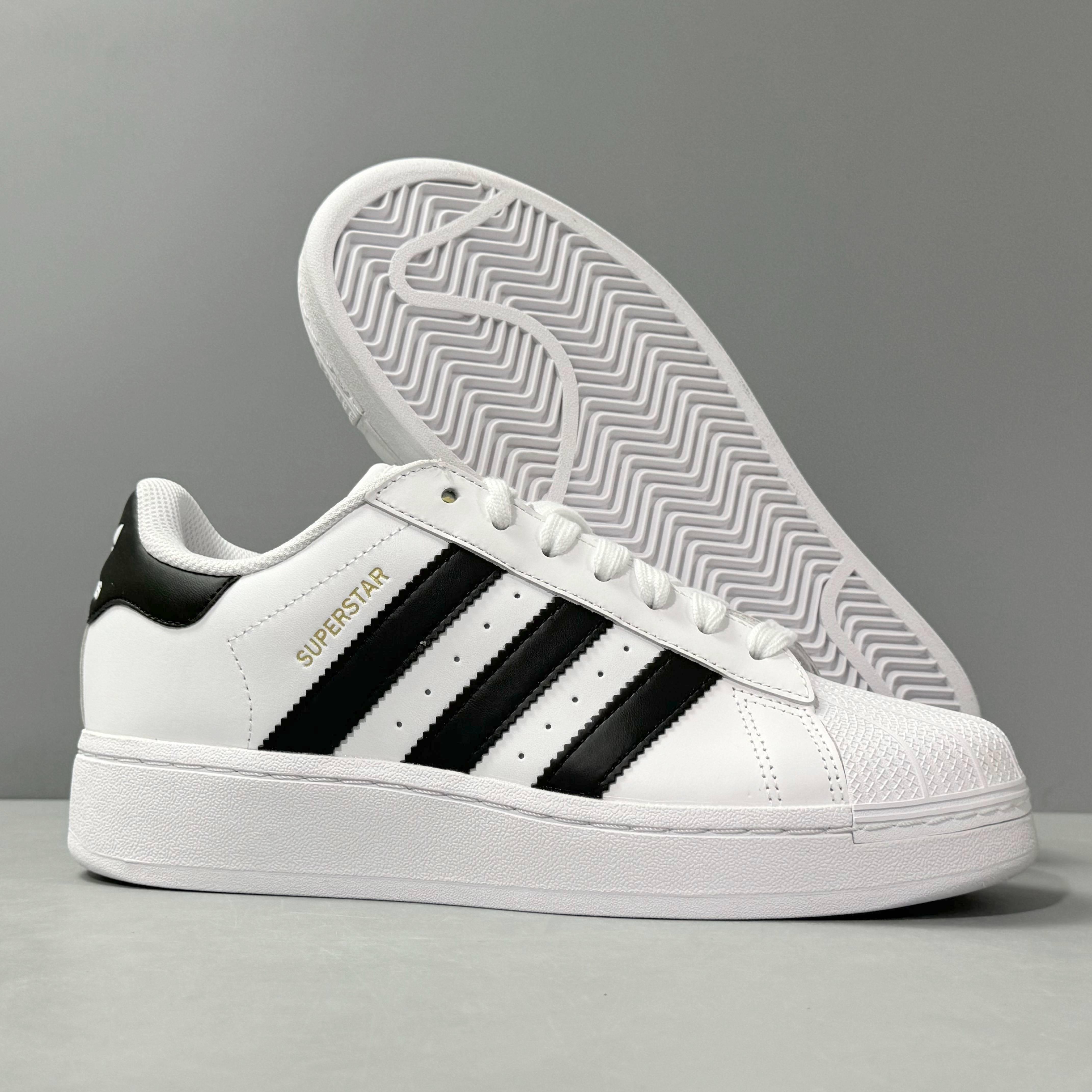 Adidas Superstar XLG 'White Black' - Banlieue91