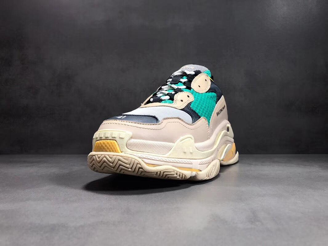 BALENCIAGA TRIPLE S SNEAKER - Banlieue91