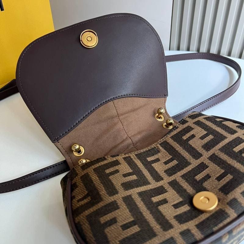 Fendi C’mon Small Brown FF jacquard fabric bag | Banlieue91