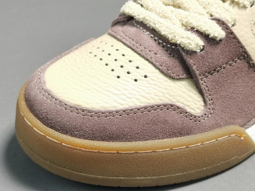 Fendi Match Low Top Sneakers - Premium Quality, Versatile Style, Luxurious Comfort | Banlieue91