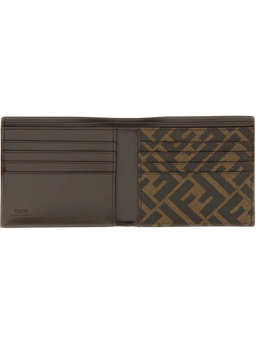 FENDI Mini Leather Wallet for Men - Elegant Accessory | Banlieue91