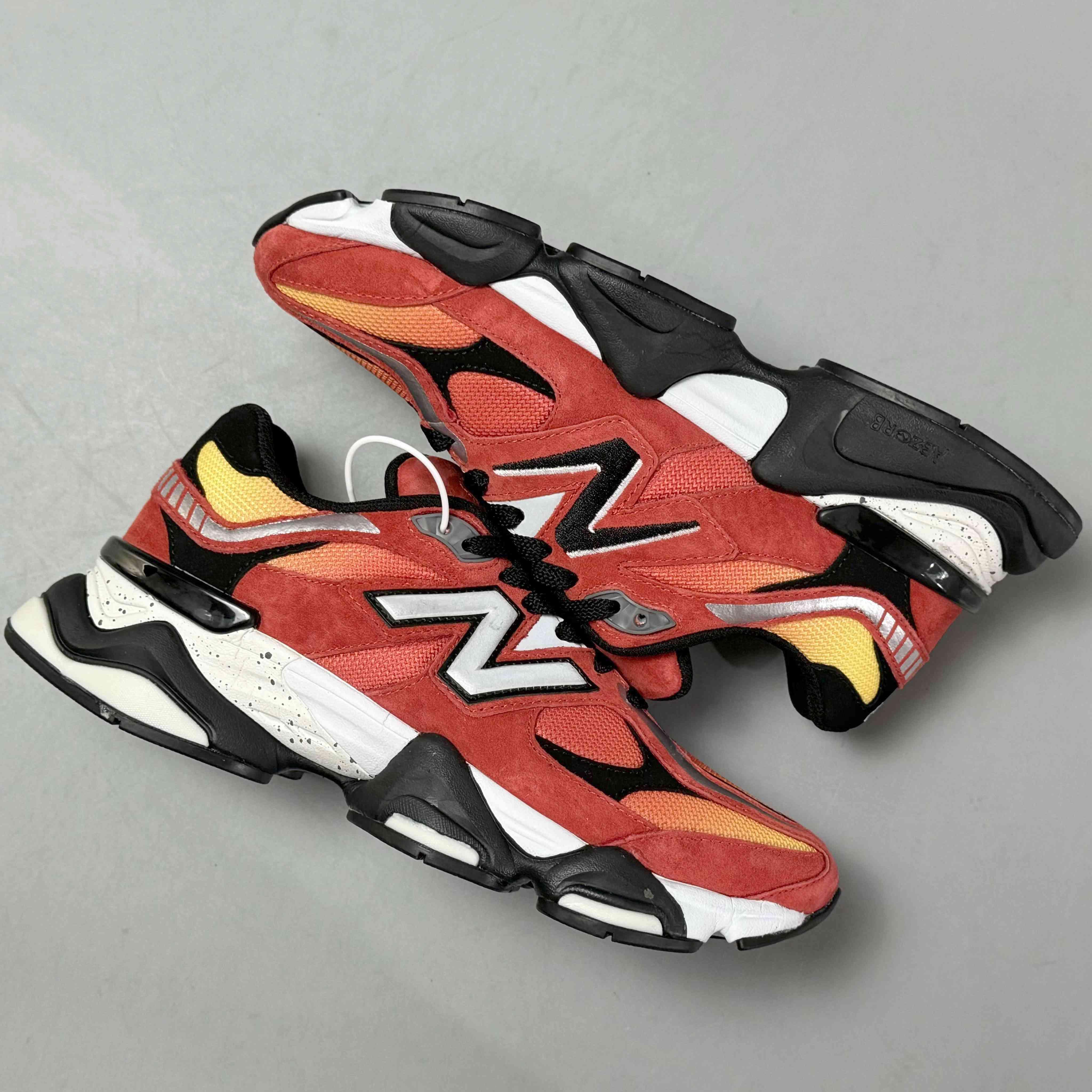 New Balance 9060 'DTLR Fire Sign' - Banlieue91