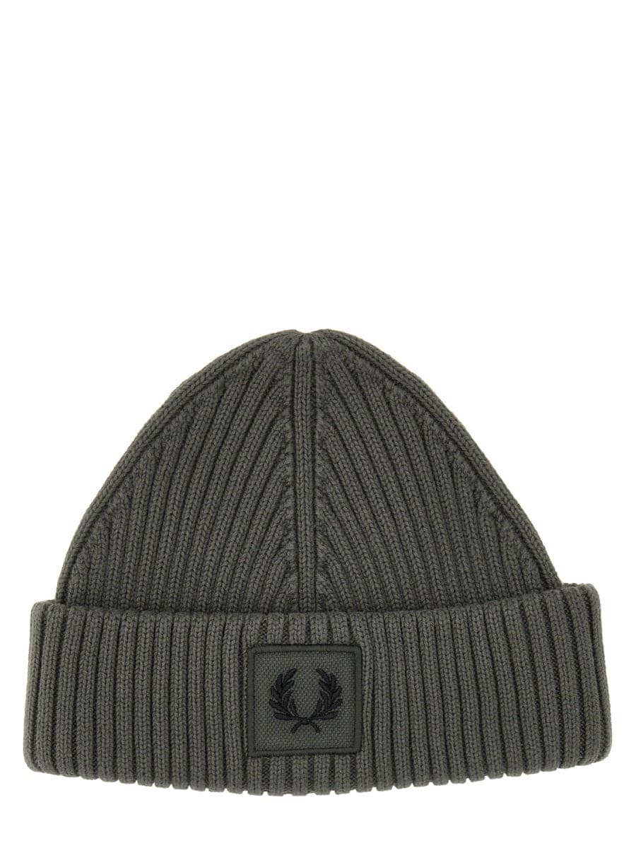 FRED PERRY Classic Logo Beanie Hat for Men | Banlieue91