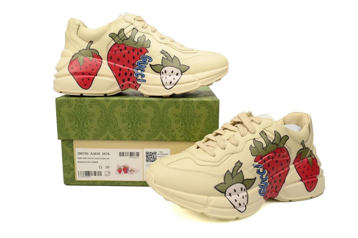 Gucci 'Rhyton Strawberry' | Banlieue91