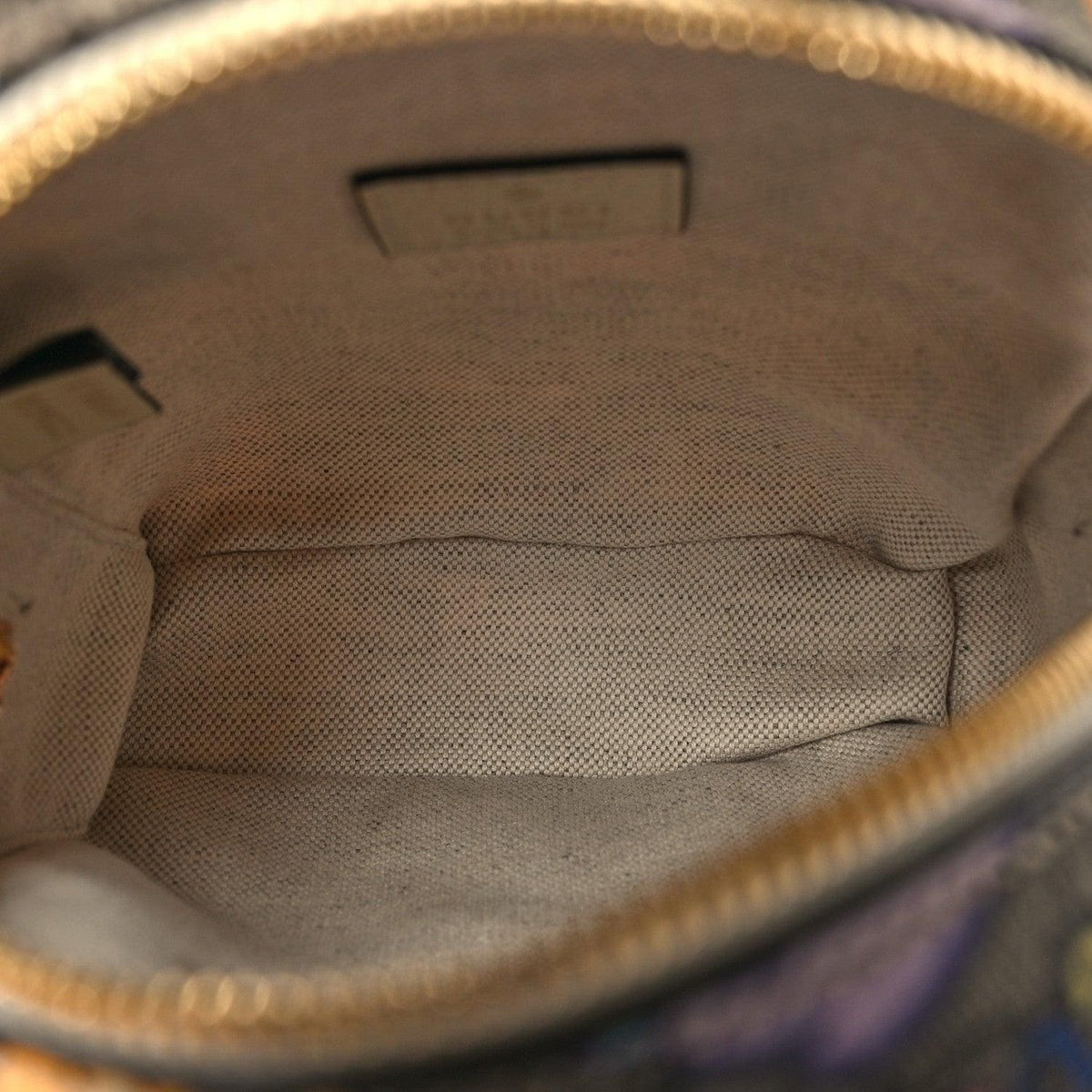 Gucci X PIKARAR GG Supreme Monogram Textured Dollar Calfskin Animal Print Retro Interlocking G Multi-Function Bag Beige Ebony Multicolor Mystic White | Banlieue91
