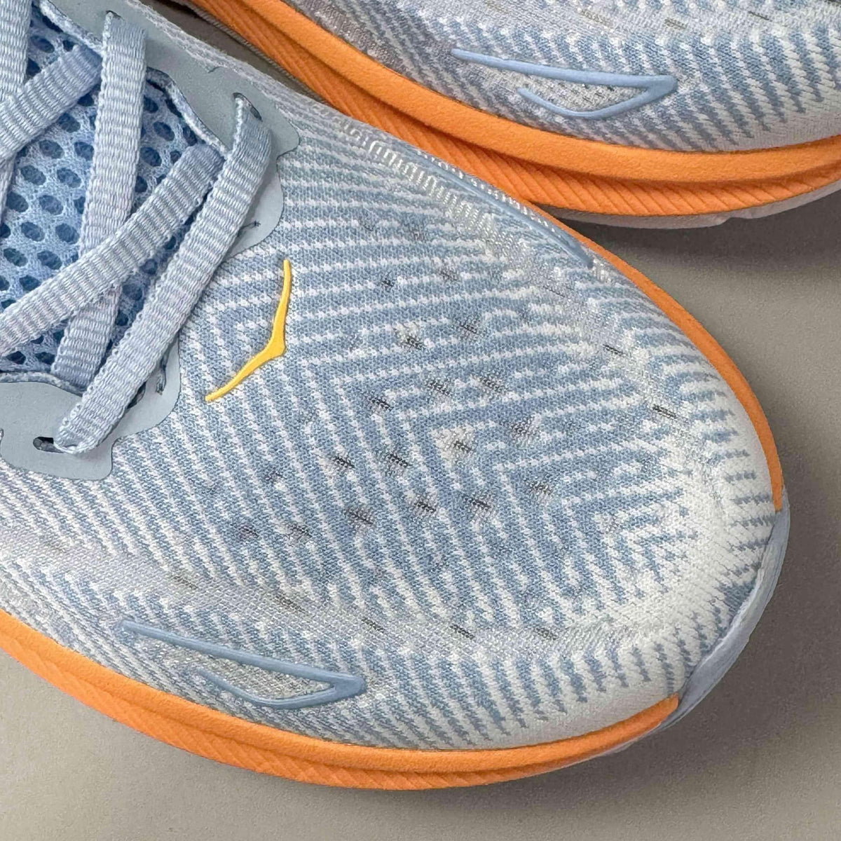 Hoka One One Clifton 9 'Airy Blue' | Banlieue91