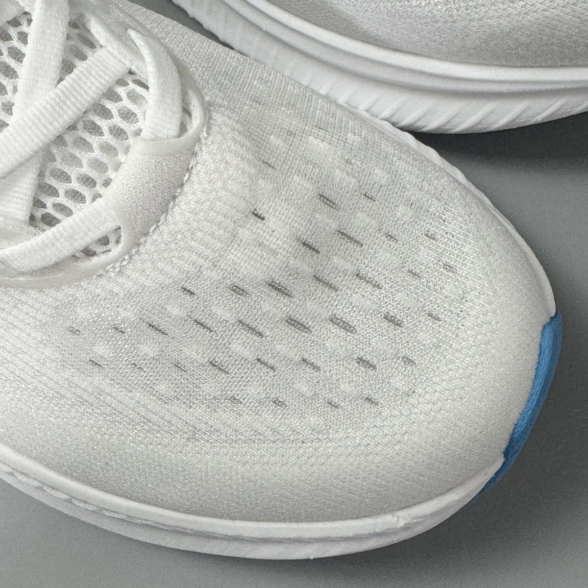 Hoka One One Mach 6 'White Nimbus Cloud' | Banlieue91