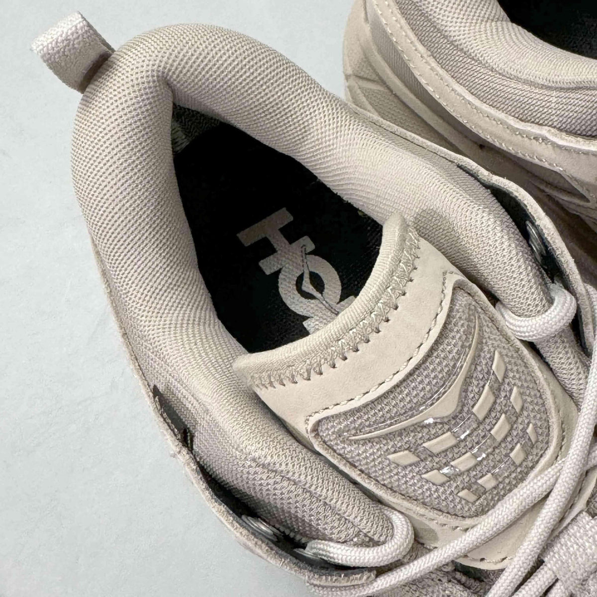 Hoka One One Tor Ultra Low 'Simply Taupe' | Banlieue91