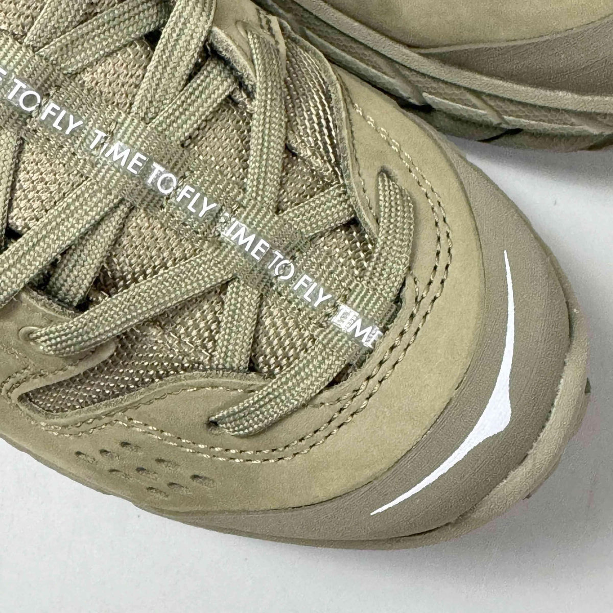 Hoka One One Tor Ultra Low 'WP JP Burnt Olive' | Banlieue91