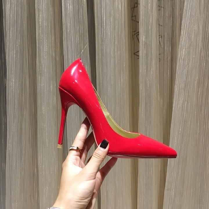 CHRISTIAN LOUBOUTIN - ESCARPIN FEMME - Banlieue91 -