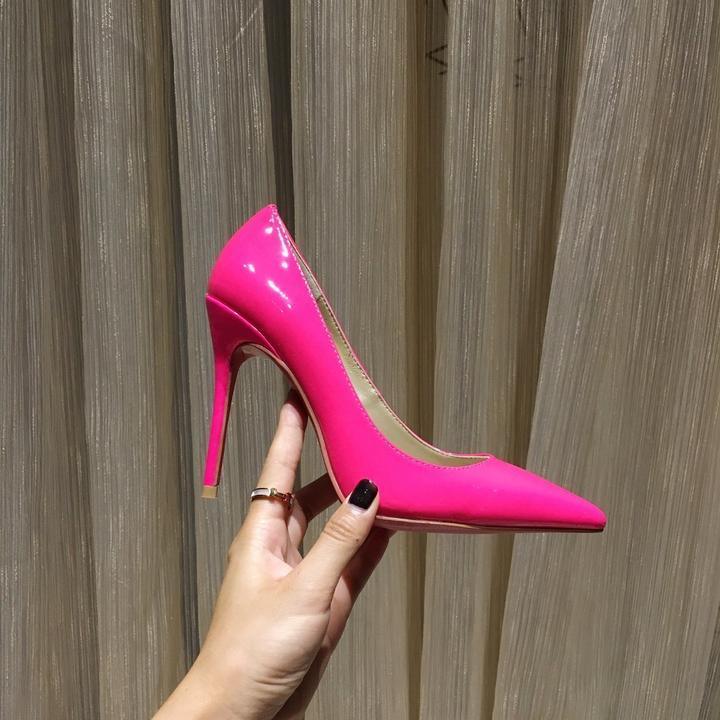 CHRISTIAN LOUBOUTIN - ESCARPIN FEMME - Banlieue91 -
