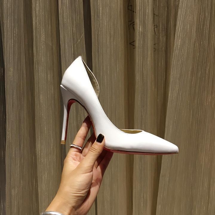 CHRISTIAN LOUBOUTIN - ESCARPIN FEMME - Banlieue91 -
