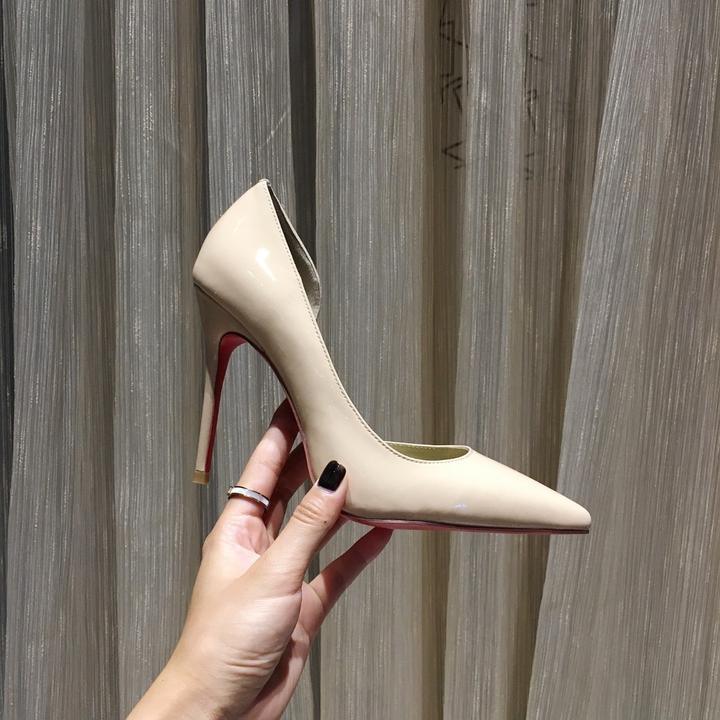 CHRISTIAN LOUBOUTIN - ESCARPIN FEMME - Banlieue91 -