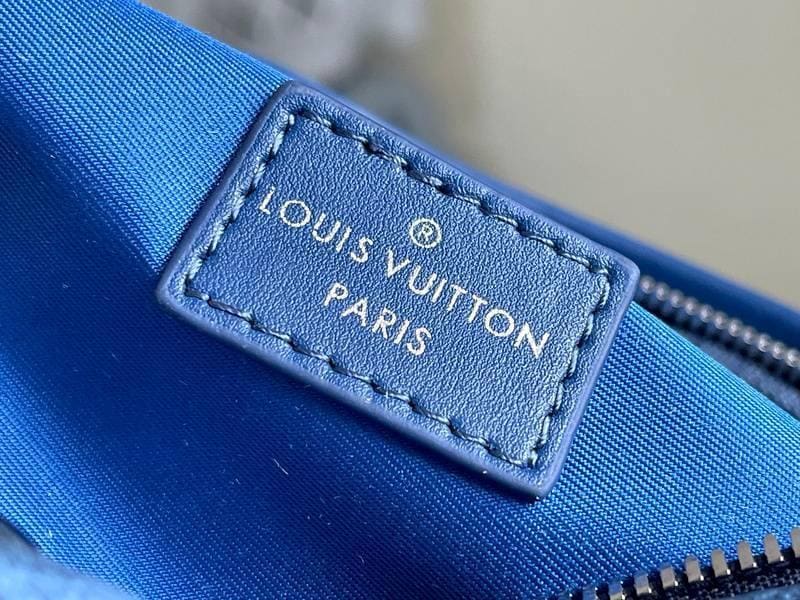 Louis Vuitton Discovery Bumbag Limited Edition Aquagarden Monogram Canvas | Banlieue91