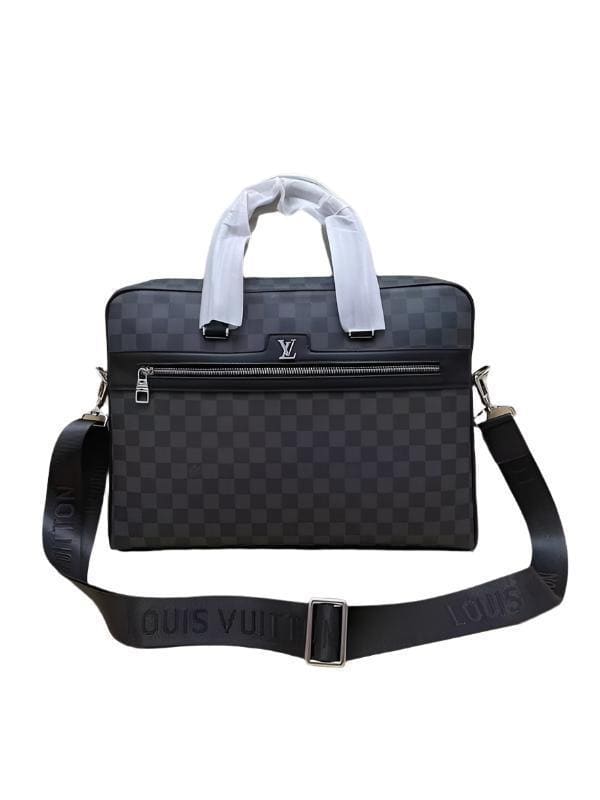 Louis Vuitton Grey Monogram Giant Empreinte Leather Onthego MM Men Bag | Banlieue91