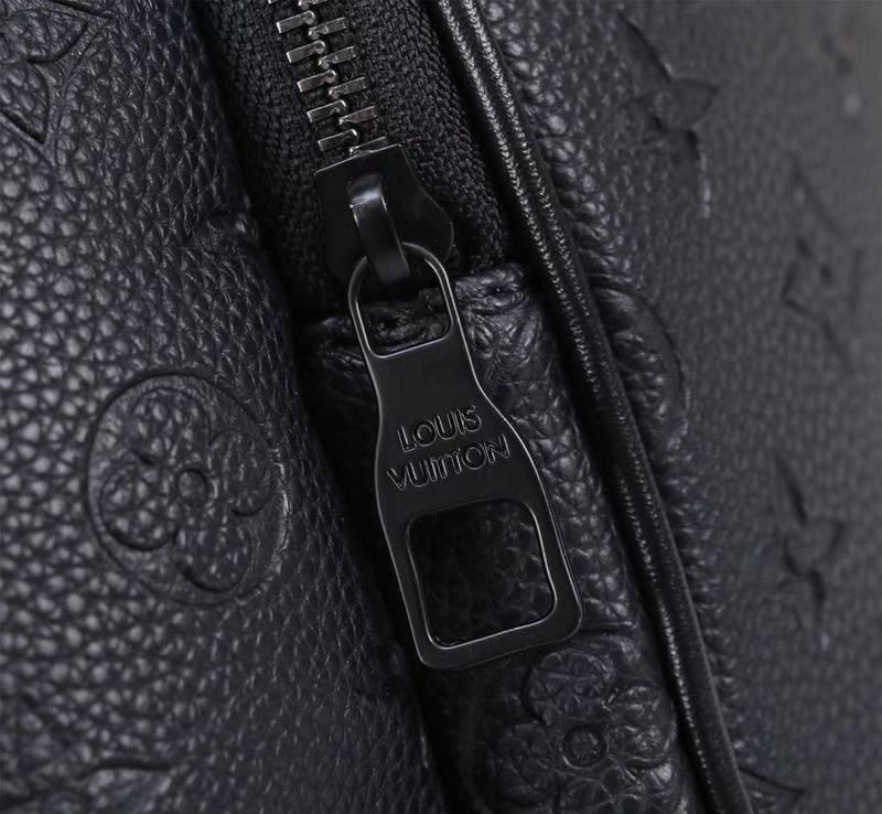 Louis Vuitton Leather Women's Bag | Banlieue91