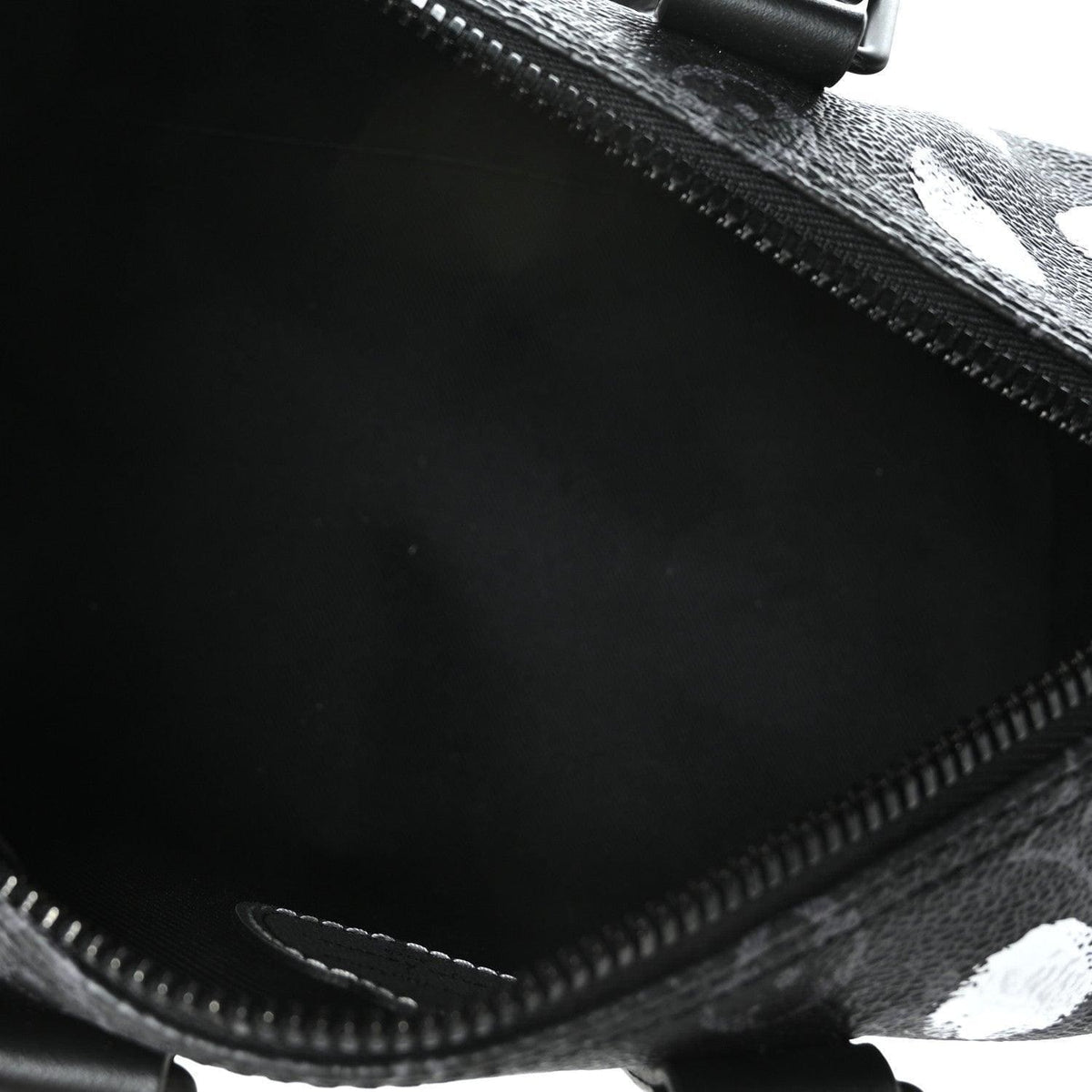 Louis Vuitton LV X YK Monogram Eclipse Keepall Bandouliere 25 Black Silver | Banlieue91