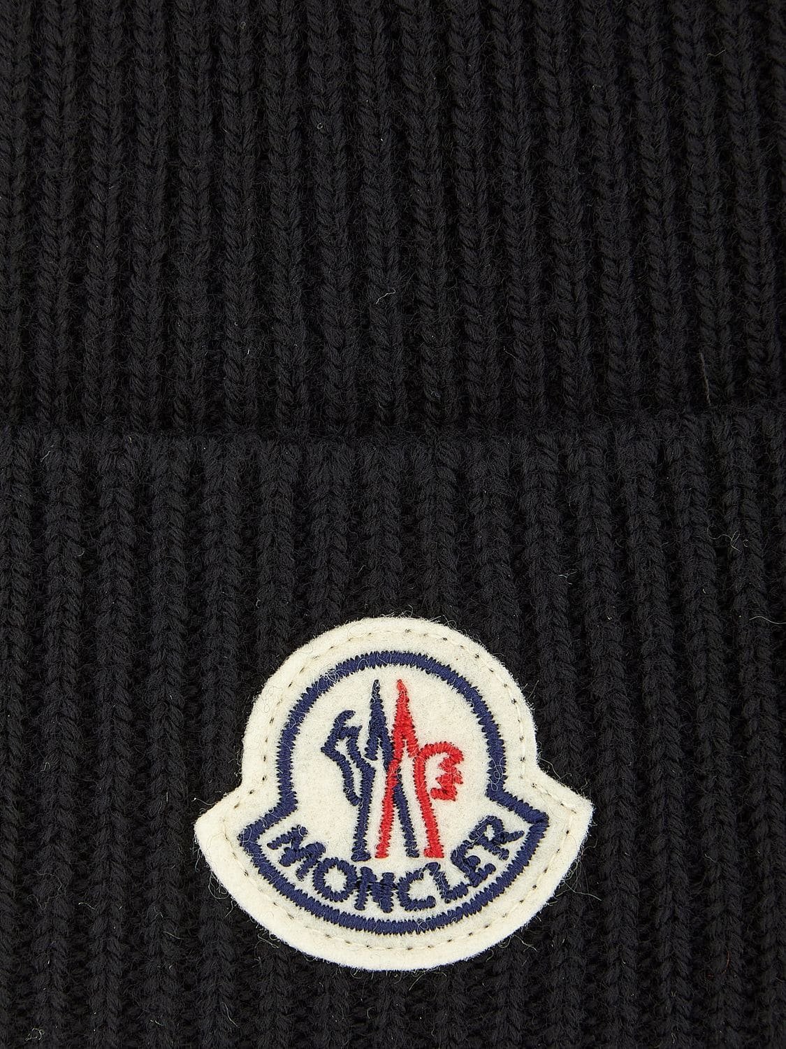 MONCLER Wool Beanie with Logo Patch - Fall/Winter 2025 | Banlieue91