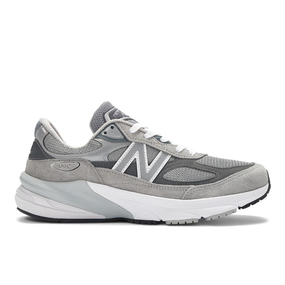New Balance Womens Made in USA 990v6 Sneaker | Banlieue91