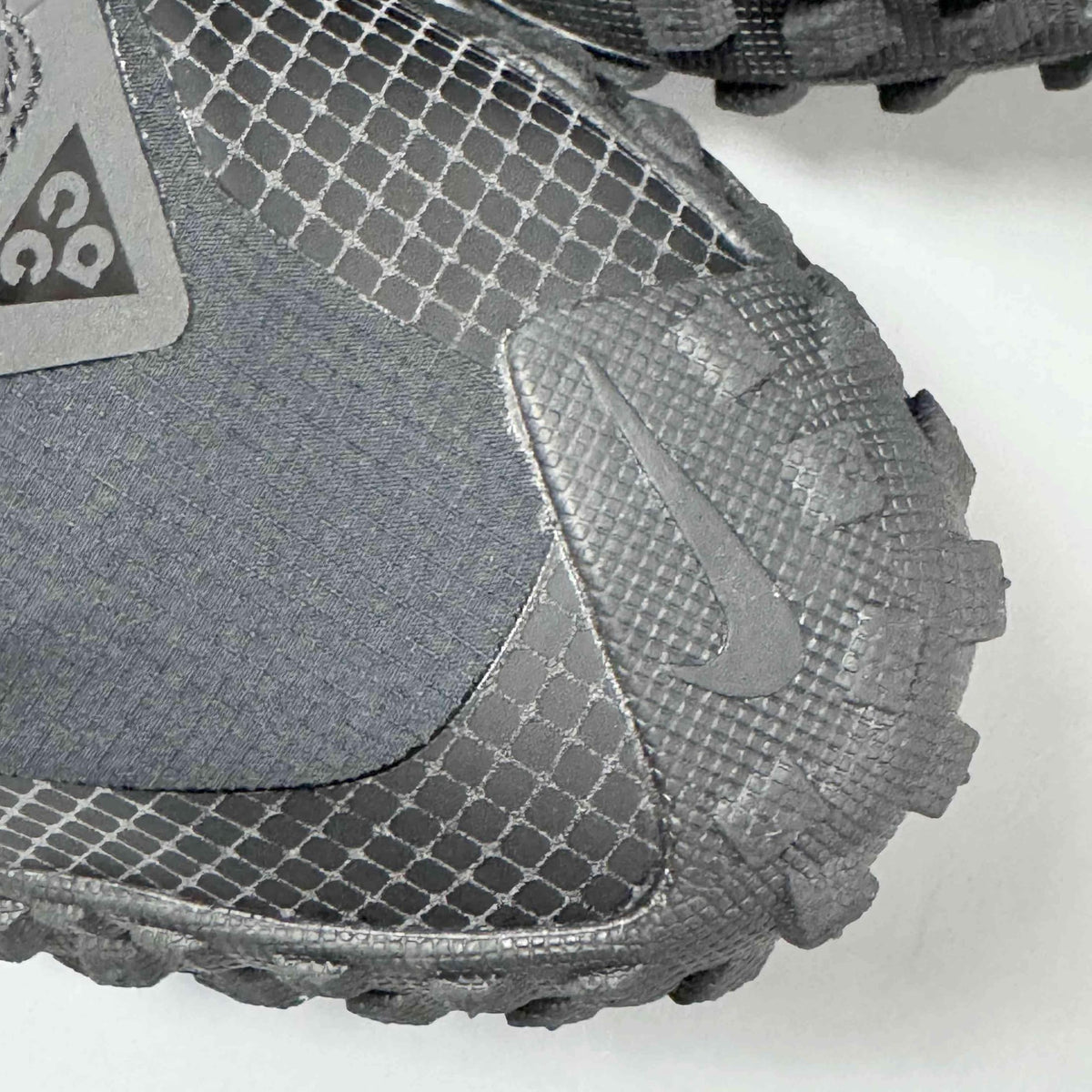 Nike ACG Mountain Fly High Gore-tex 'Dark Grey' | Banlieue91