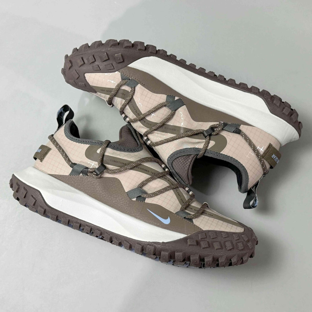 Nike ACG Mountain Fly Low SE 'Ironstone' | Banlieue91