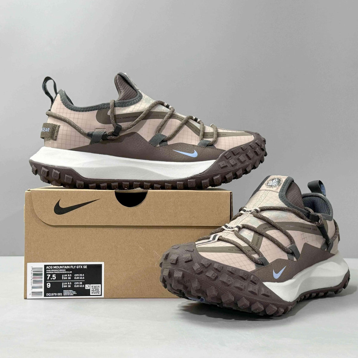 Nike ACG Mountain Fly Low SE 'Ironstone' | Banlieue91