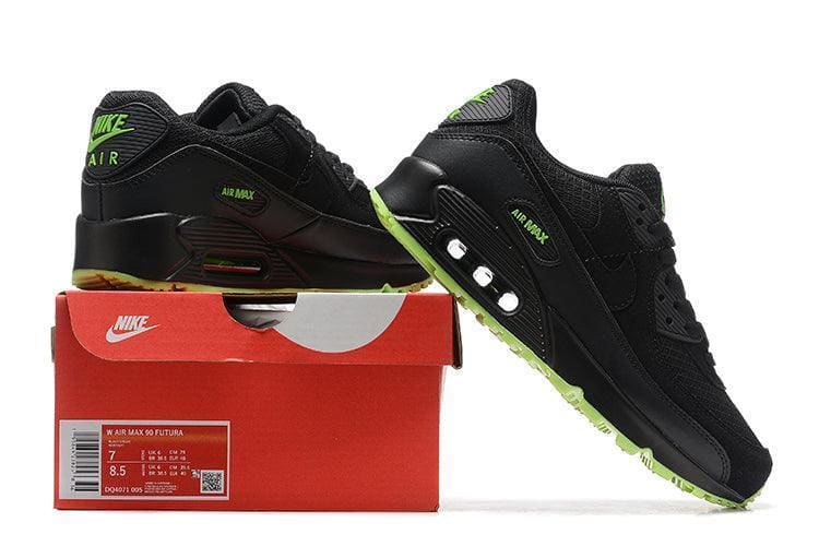 Nike Air Max 90 'Black Chlorophyll' | Banlieue91