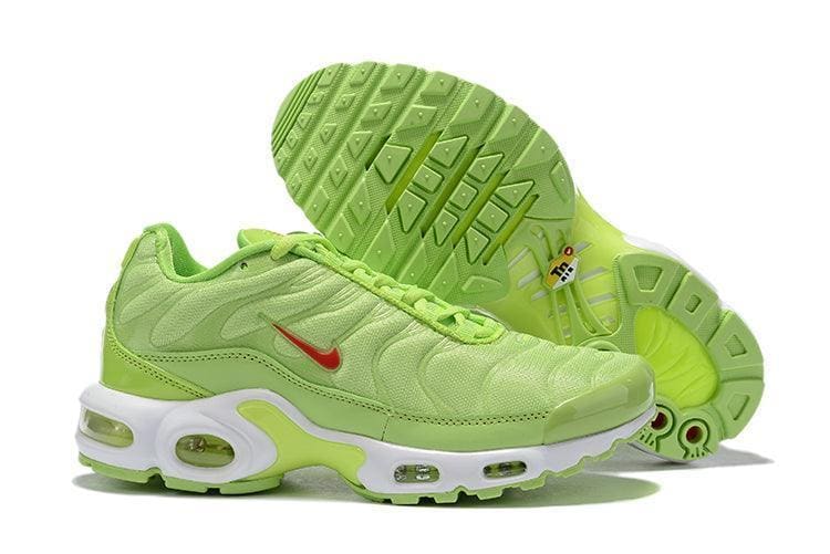 Nike Air Max Plus 'Barely Volt' | Banlieue91
