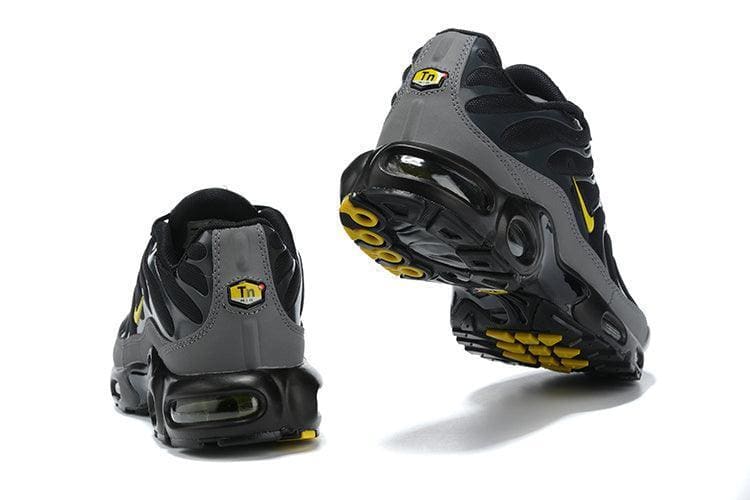 Nike Air Max Plus 'Batman' | Banlieue91