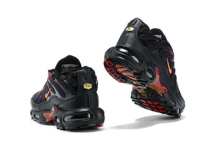 Nike Air Max Plus 'Black Red' | Banlieue91