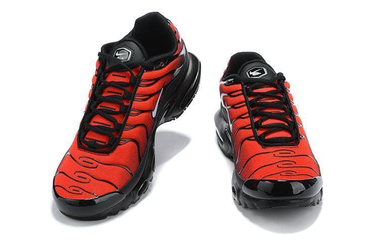 Nike Air Max Plus 'Deadpool' | Banlieue91