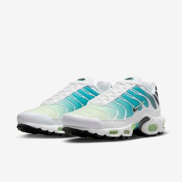 Nike Air Max Plus 'Dusty Cactus Barely Volt' | Banlieue91