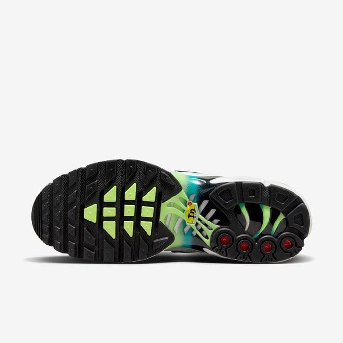 Nike Air Max Plus 'Dusty Cactus Barely Volt' | Banlieue91