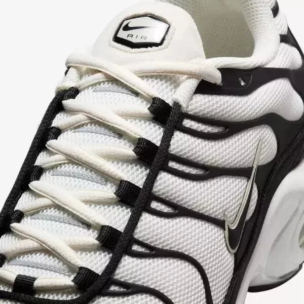 Nike Air Max Plus 'Panda' | Banlieue91