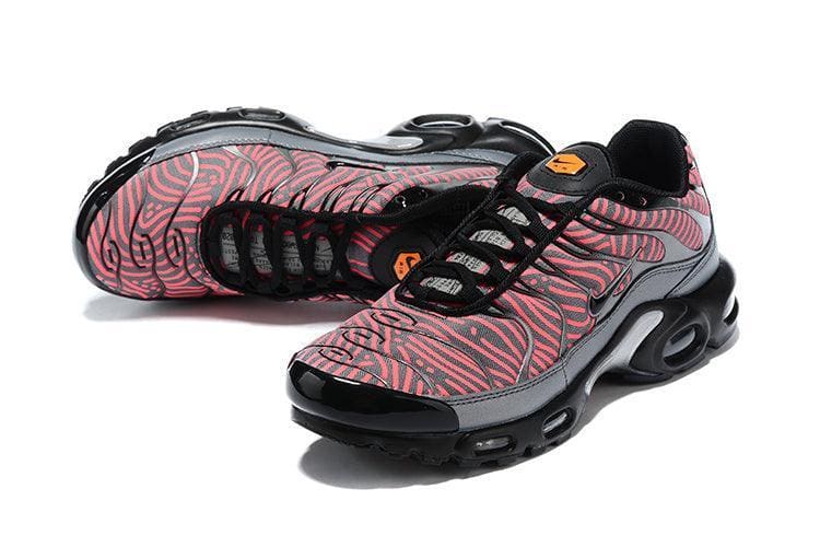 Nike Air Max Plus TN 'Euro Tour Red' | Banlieue91