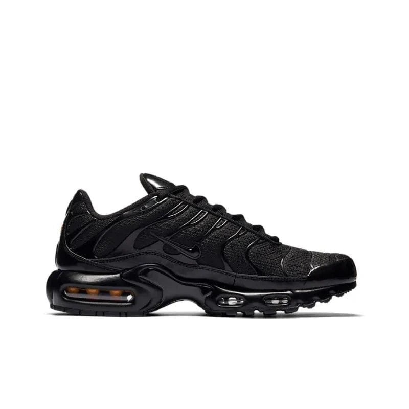 Nike Air Max Plus Triple Black – Men's Streetwear Sneakers | Banlieue91