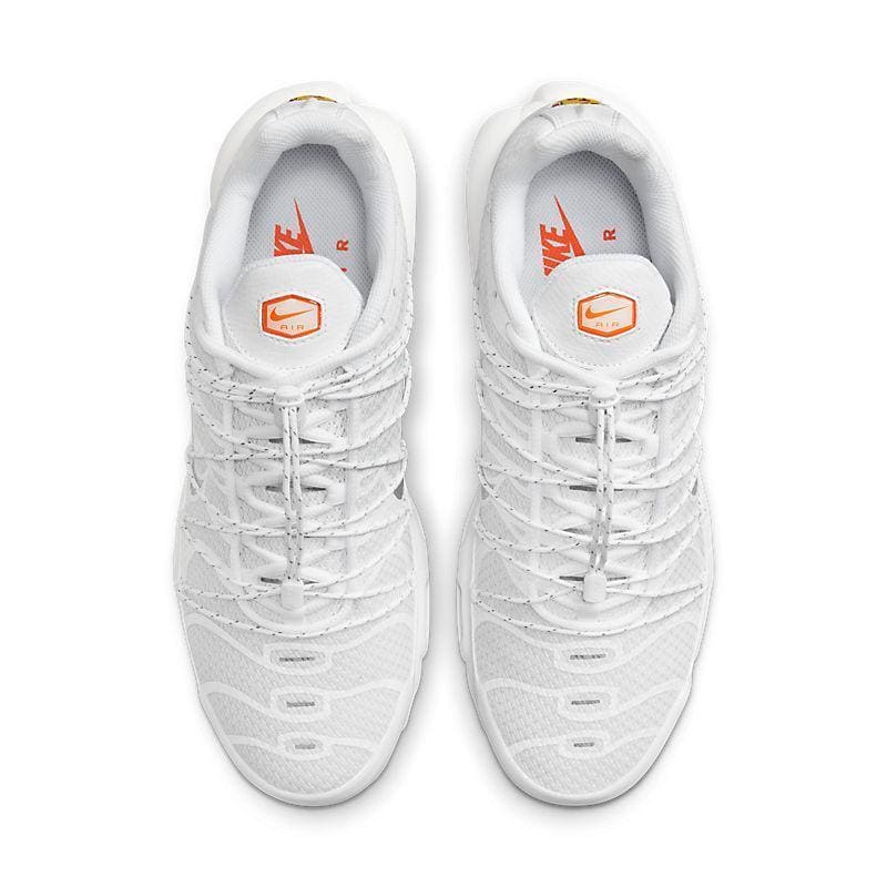Nike Air Max Plus Utility 'Safety Orange Pure Platinum' | Banlieue91