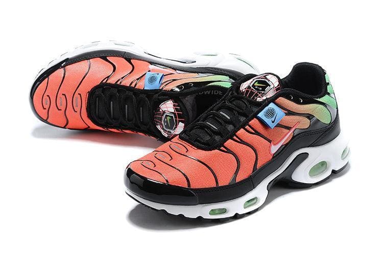 Nike Air Max Plus 'Worldwide Pack Crimson Green' | Banlieue91